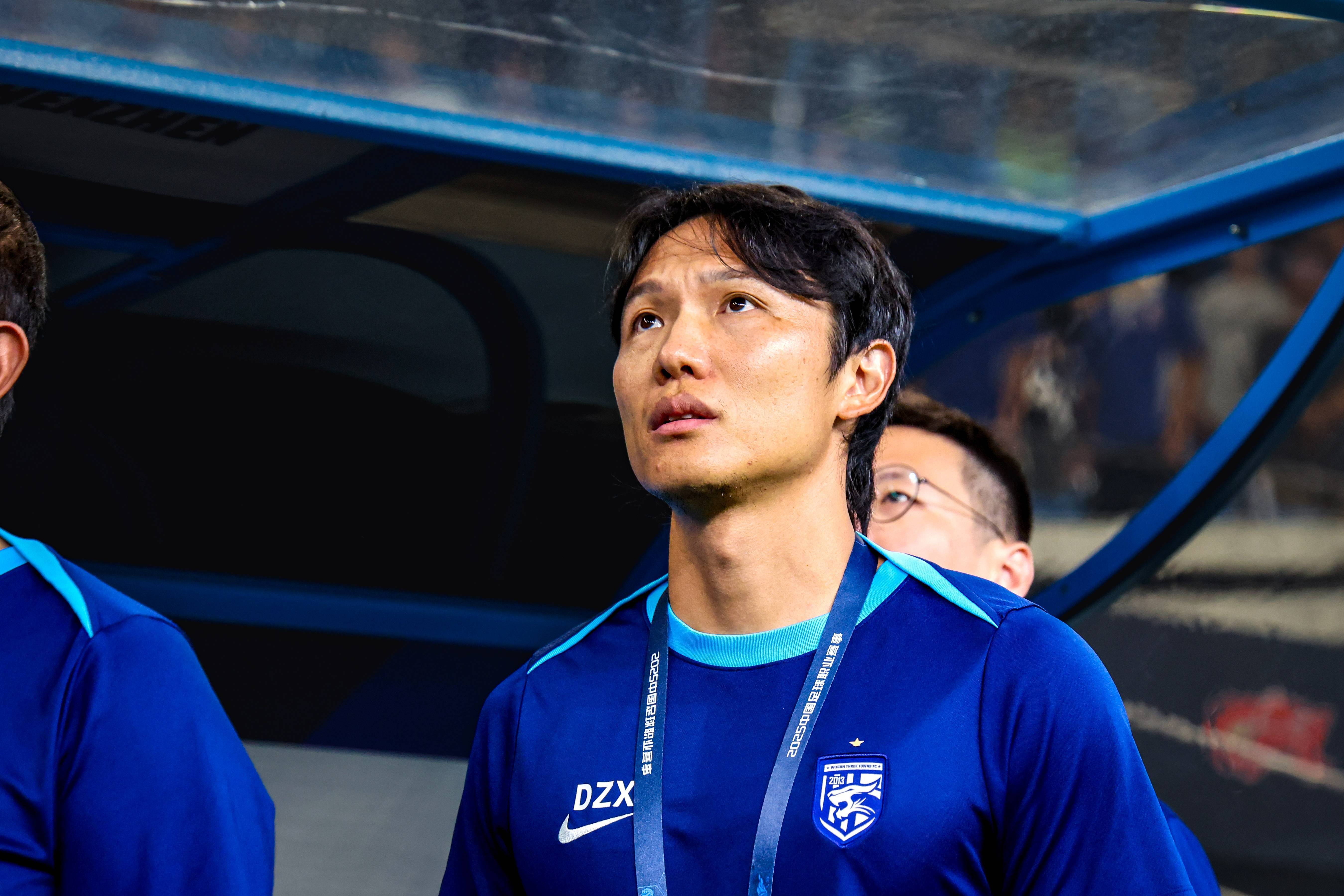 皇冠信用网如何注册_邓卓翔：罚下一人让翻盘难度加大皇冠信用网如何注册，满意少一人展现出的拼搏精神