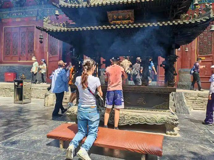 皇冠信用网在线开户_突然失去住持的少林寺皇冠信用网在线开户，戒备森严